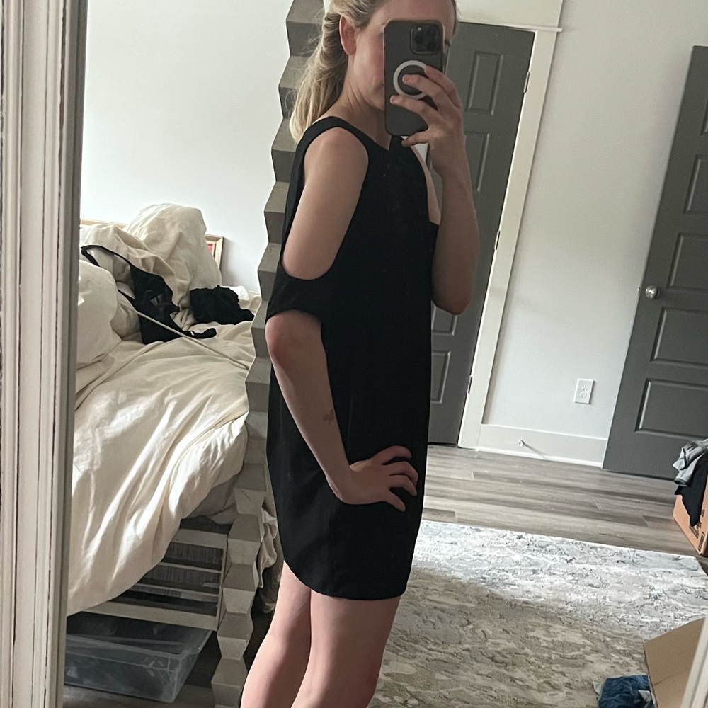 BB Dakota cold shoulder mini dress - Picture 10 of 12